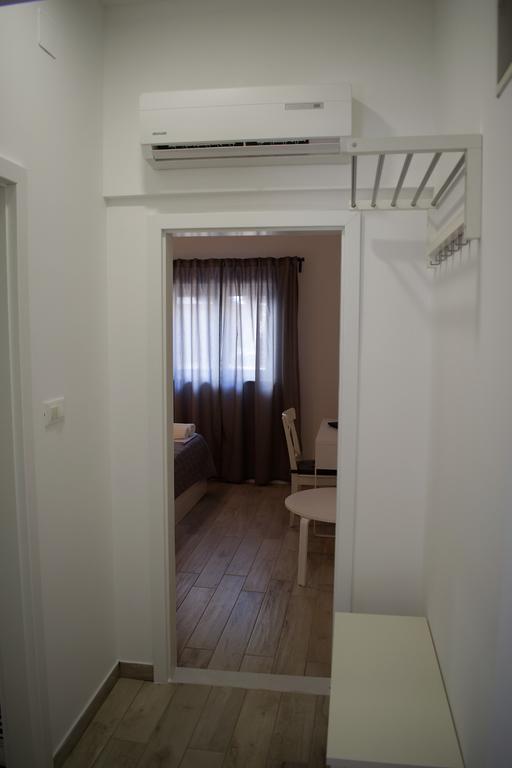 Apartments Pinery Makarska Ngoại thất bức ảnh