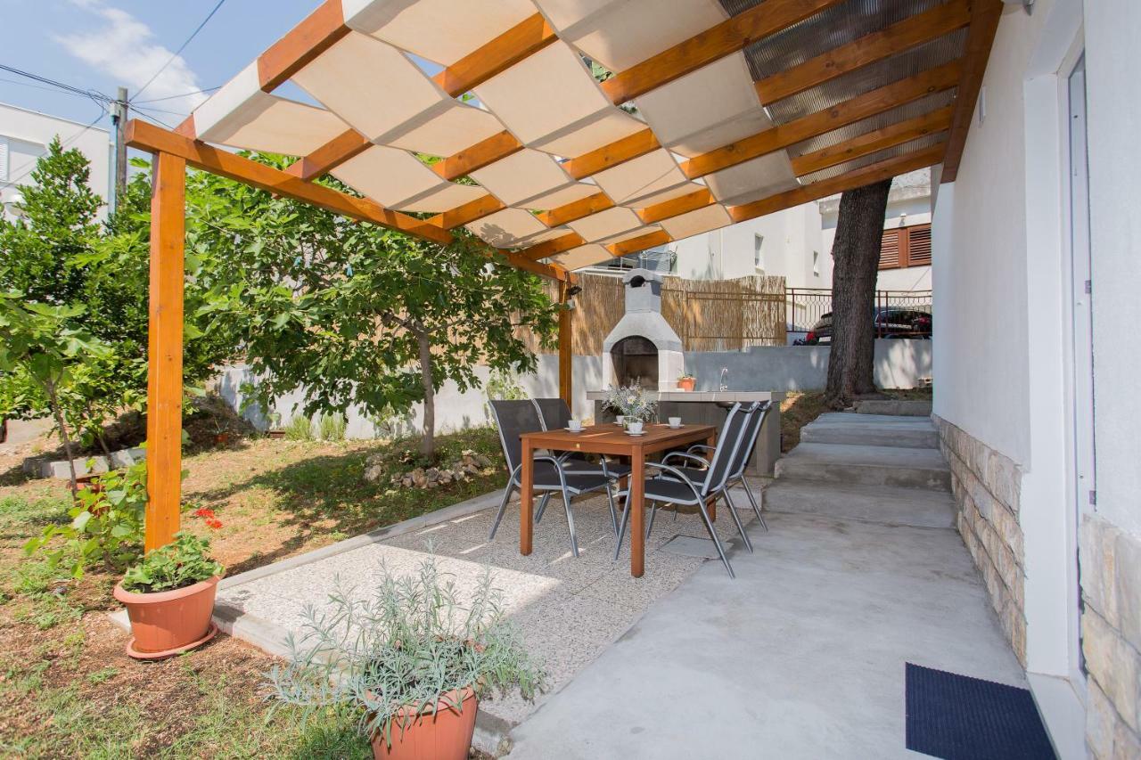 Apartments Pinery Makarska Ngoại thất bức ảnh